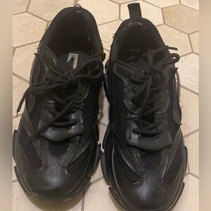 Steve Madden Chunky Black Shoes Platform